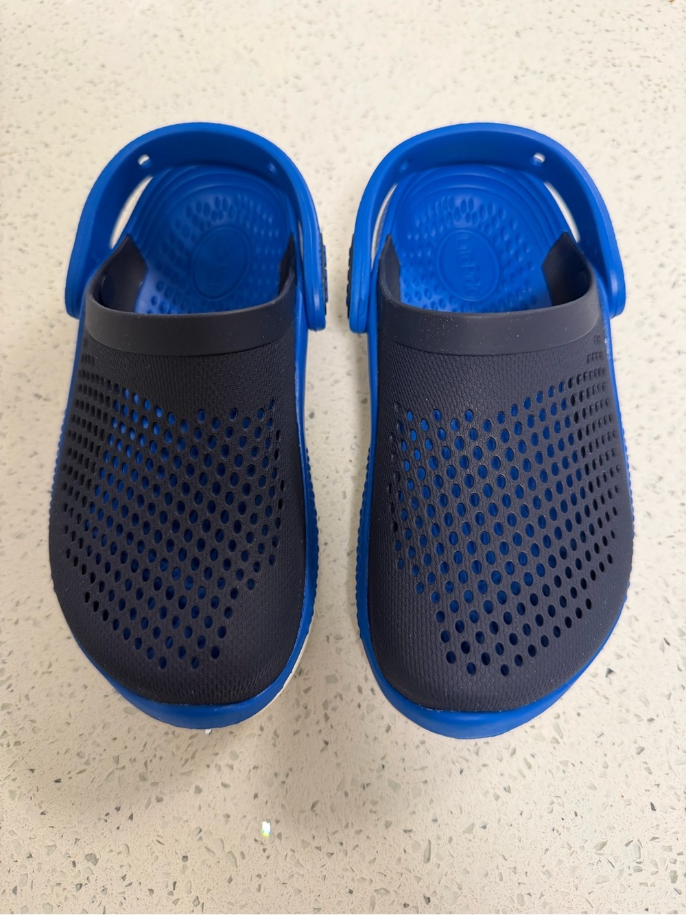 Crocs Unisex-Child Literide 360
Clog Size 13